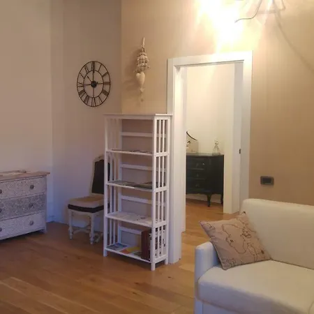 Accademia Deluxe Apartamento