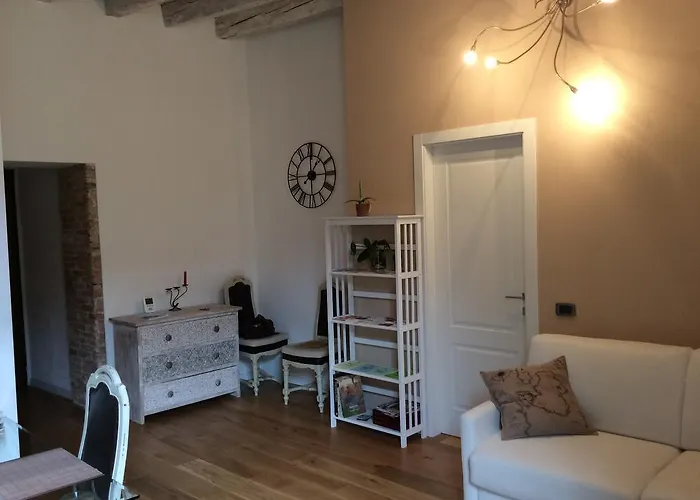 Апартаменты Accademia Deluxe Бергамо
